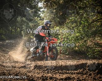 Foto's Offroad Rit Eindhoven/ KTM-Dag 04-10-2026 | Zondag photo