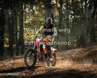 Foto's Offroad Rit Eindhoven/ KTM-Dag 04-10-2026 | Zondag photo