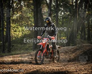 Foto's Offroad Rit Eindhoven/ KTM-Dag 04-10-2026 | Zondag photo