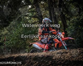 Foto's Offroad Rit Eindhoven/ KTM-Dag 04-10-2026 | Zondag photo